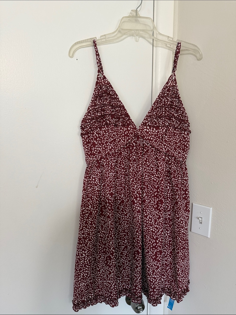 Cupshe Burgundy and White Spotted V-Neck Mini Dress
